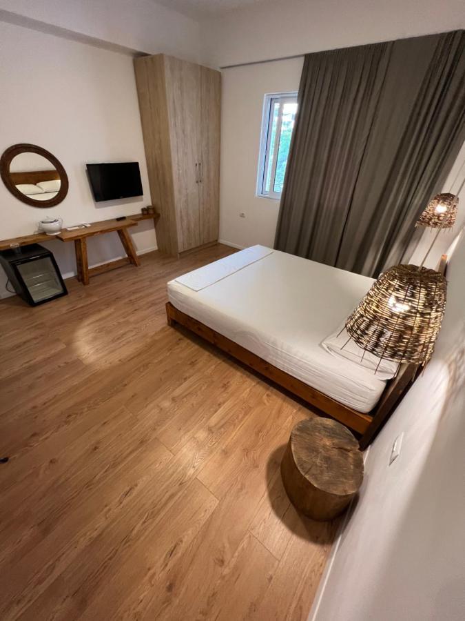 Kanes Bohemian Boutique Hotel Sarandë Exterior foto