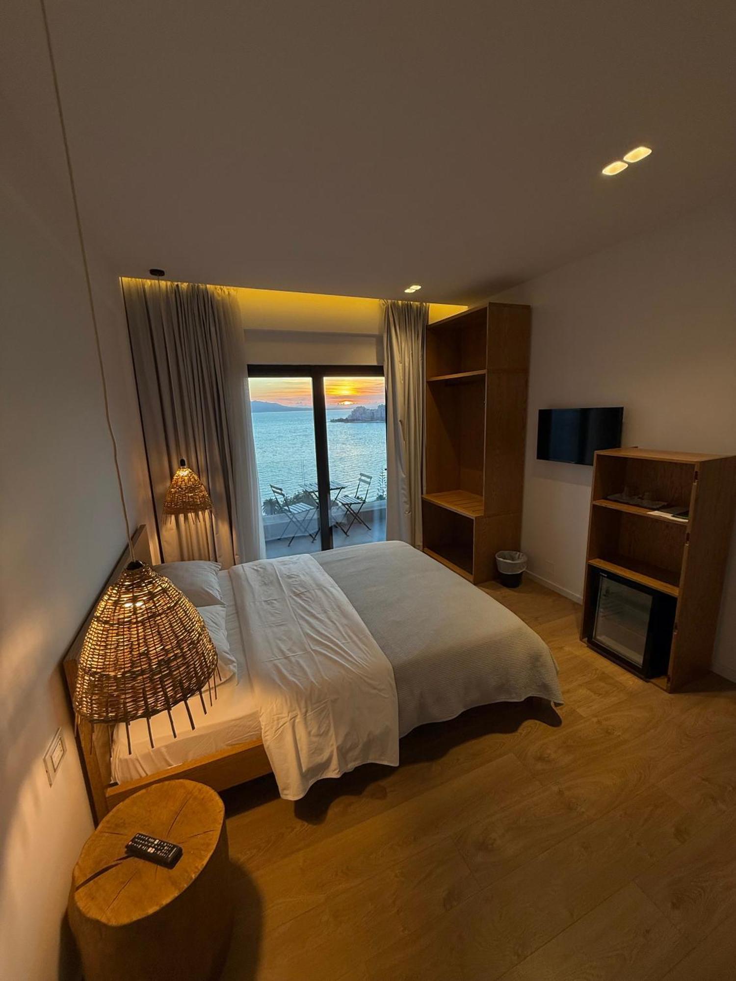Kanes Bohemian Boutique Hotel Sarandë Exterior foto